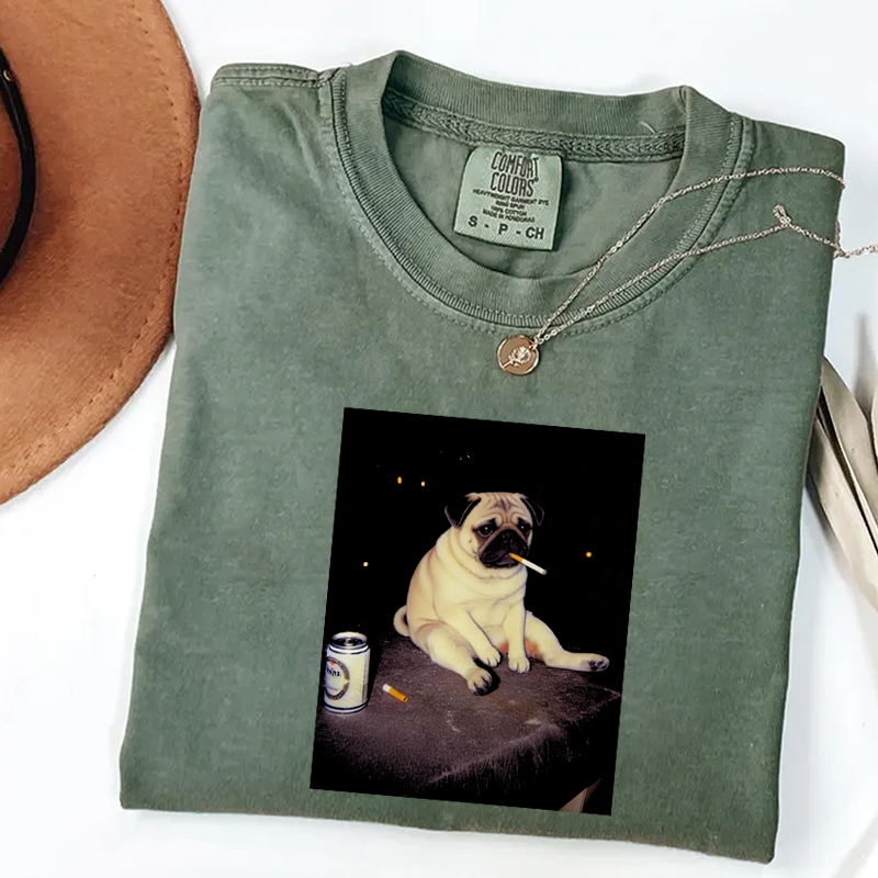 Camiseta divertida de meme de Pug fumando